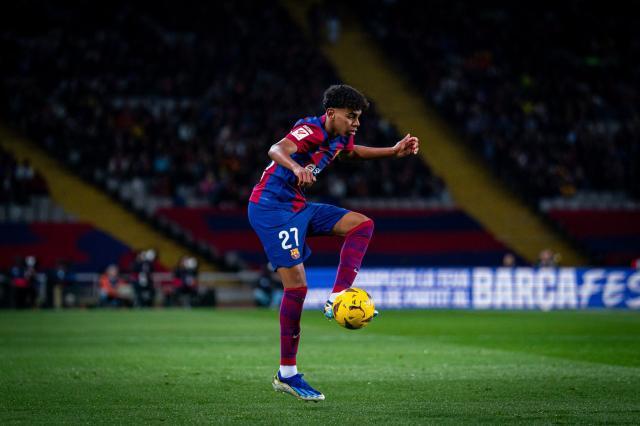 【人物】一前一后，亚马尔库巴西拯救巴萨