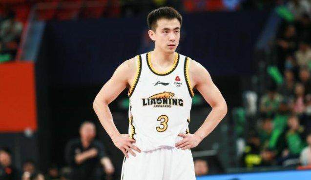 开云体育官网-【早报】天亮了？拉特克利夫13亿镑收购曼联25%股份！