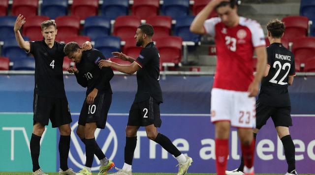 开云体育下载-又见德国队赢点球！美因茨小门神一雪两个月前耻