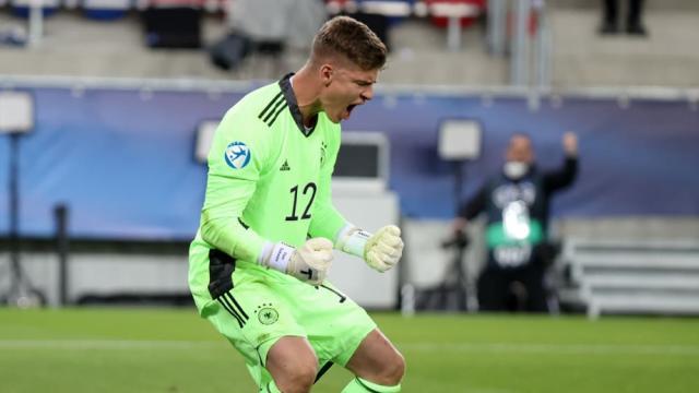 开云体育下载-又见德国队赢点球！美因茨小门神一雪两个月前耻